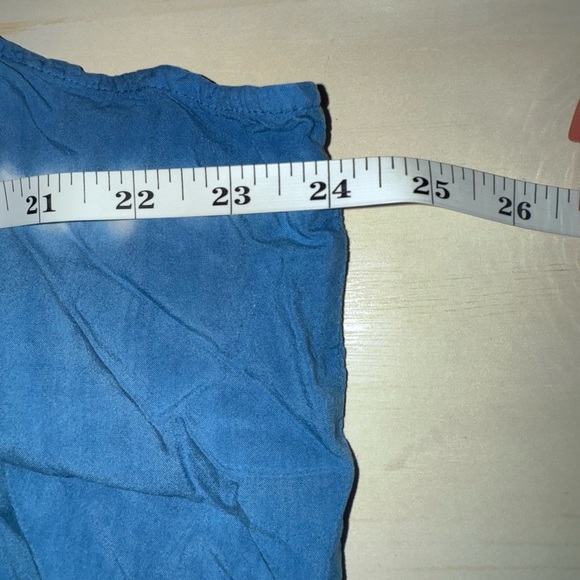 Crown and ivy woman's blouse with v neck xl blue and white - Picture 8 of 10